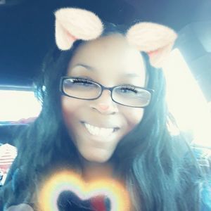 Meet your Posher, Candice